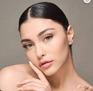 Touffes de faux cils