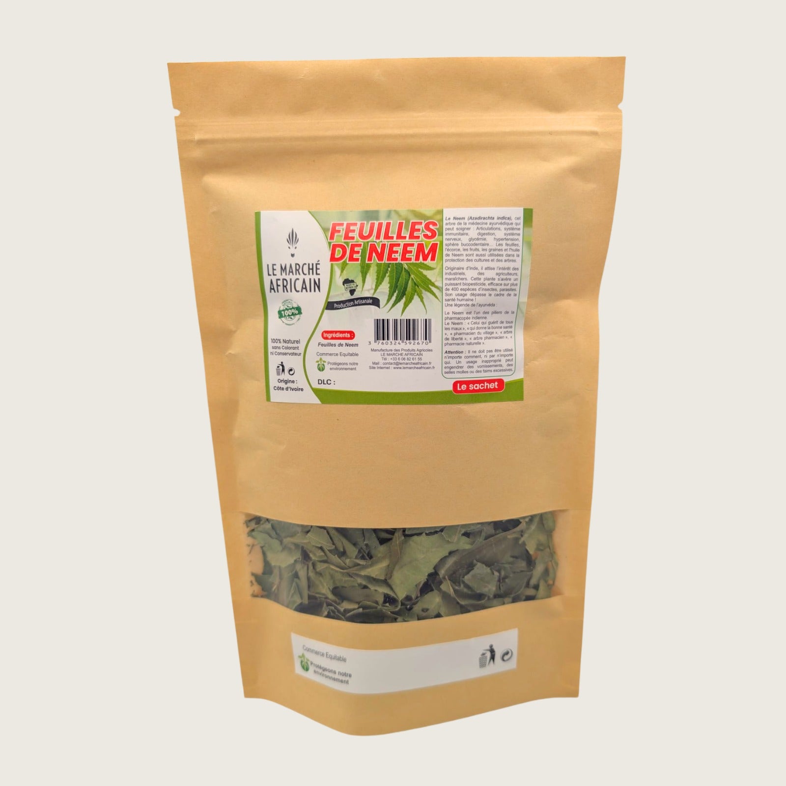Utilisé depuis des générations en Afrique et en Inde, le neem est apprécié pour ses propriétés naturellement nettoyantes et équilibrantes.