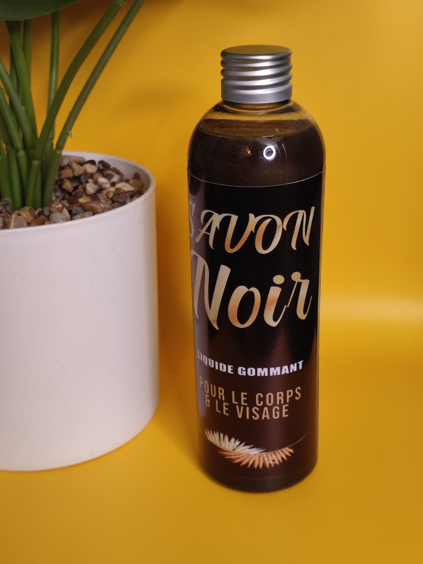 Savon Noir liquide gommant - 250 ml