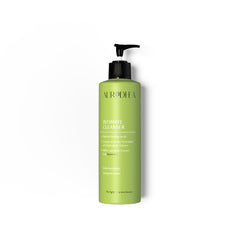 Le nettoyant intime à l'huile de Neem Aurodhea nettoie sans altérer la flore bactérienne, en favorisant les défenses naturelles du corps grâce à son activité antifongique. Conçu pour apaiser les rougeurs et les irritations des zones intimes, il aide également à lutter contre les infections à Candida albicans et les cystites. Il est enrichi en Aloe Vera, indiqué pour apaiser les zones intimes et prévenir les irritations. Il contient également de l'extrait de Camomille, aux propriétés apaisantes et émolliente